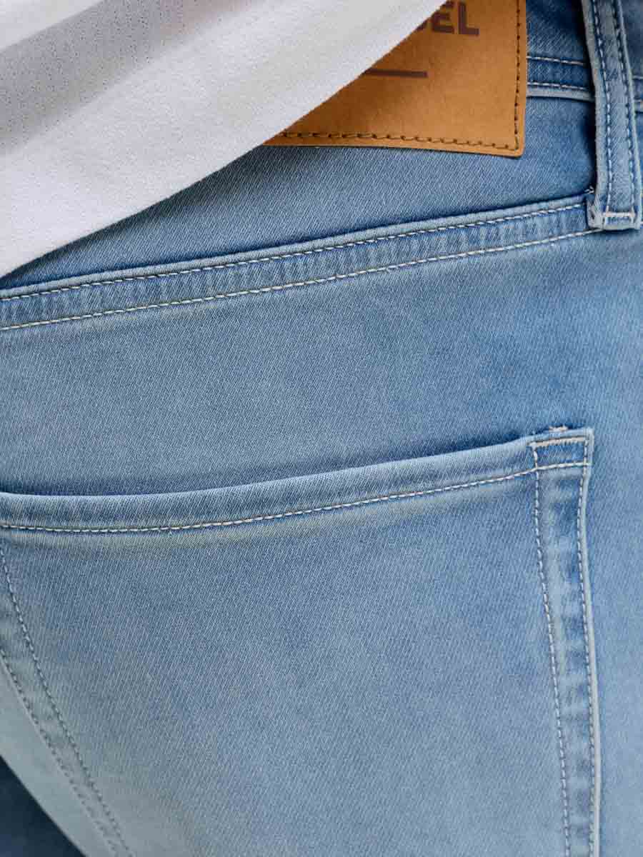 12284458-blue JJ rebel_3.jpg