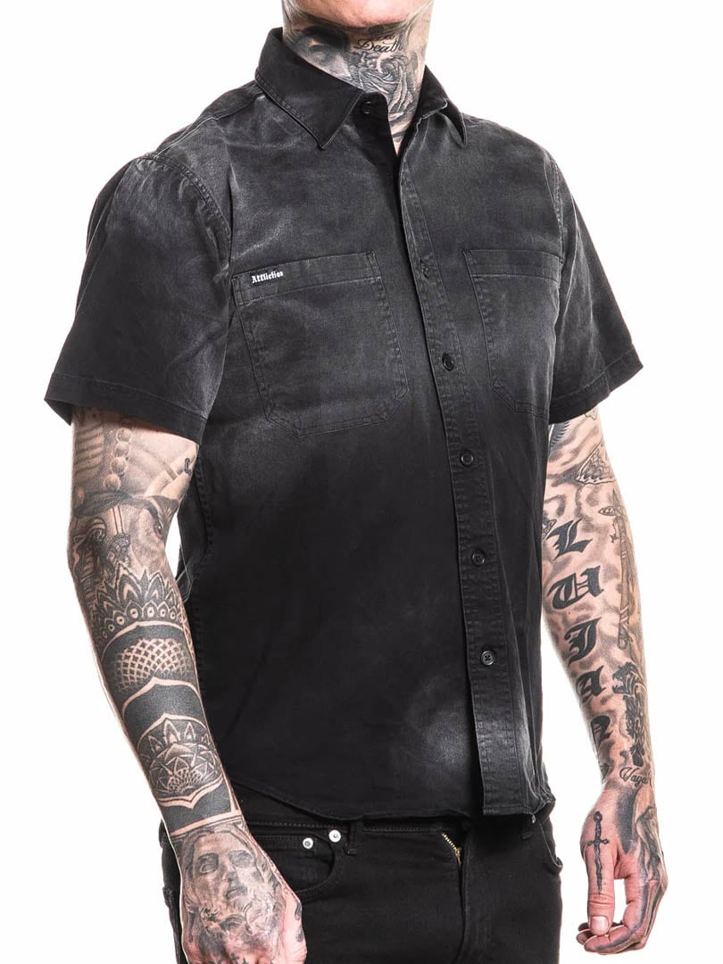 Affliction Death Reflection shirt 2- Svart.jpg
