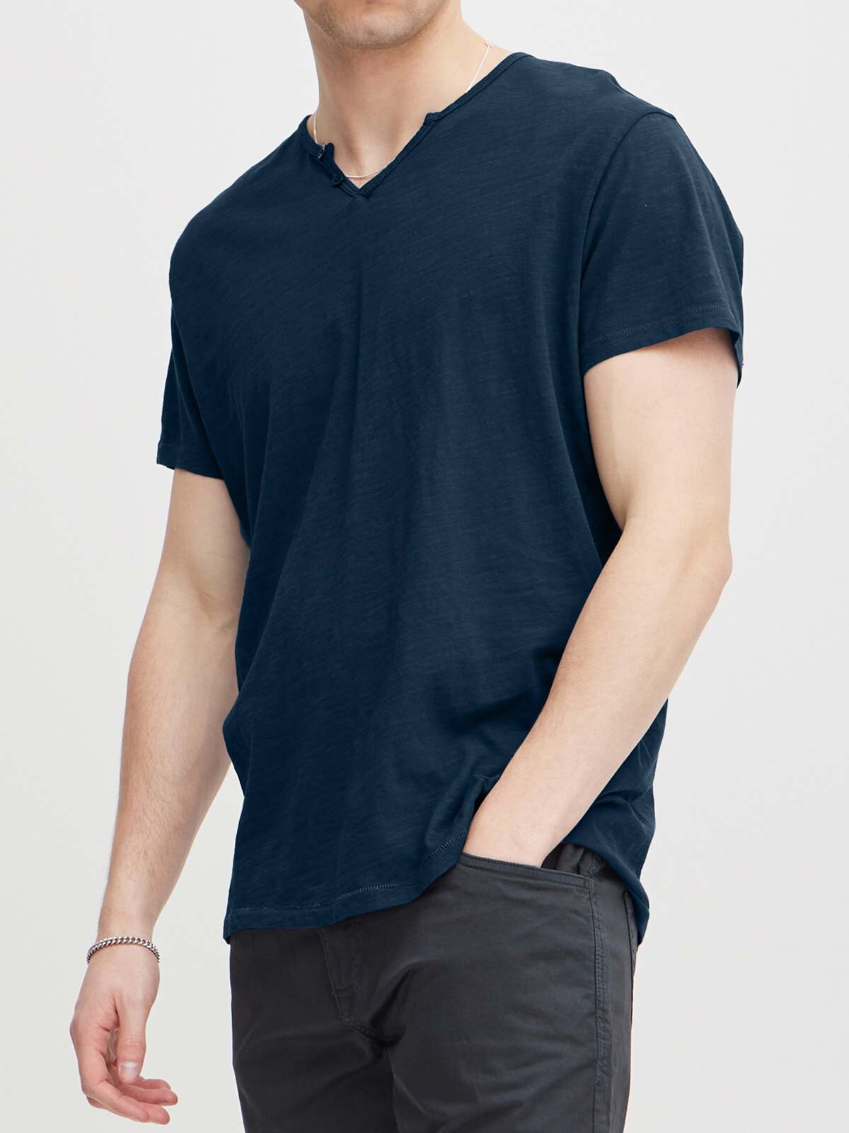 Aston Blend T-shirt Dark Blue_1-2.jpg