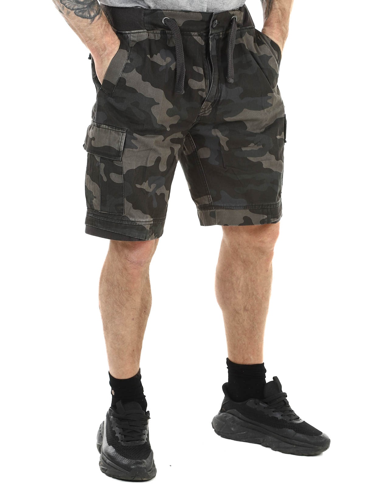 Brandit Packham Vintage Shorts - Dark Camo 2023-4_1.jpg
