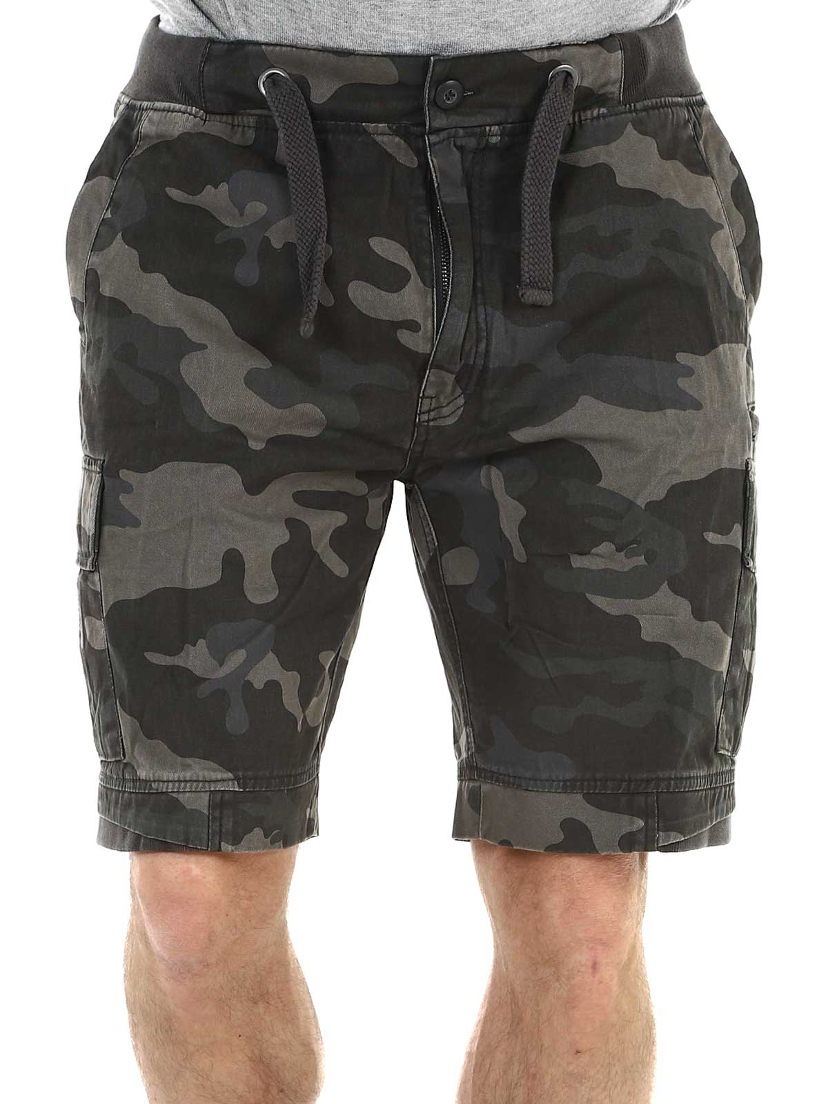 Brandit Packham Vintage Shorts - Dark Camo 2023-4_3.jpg