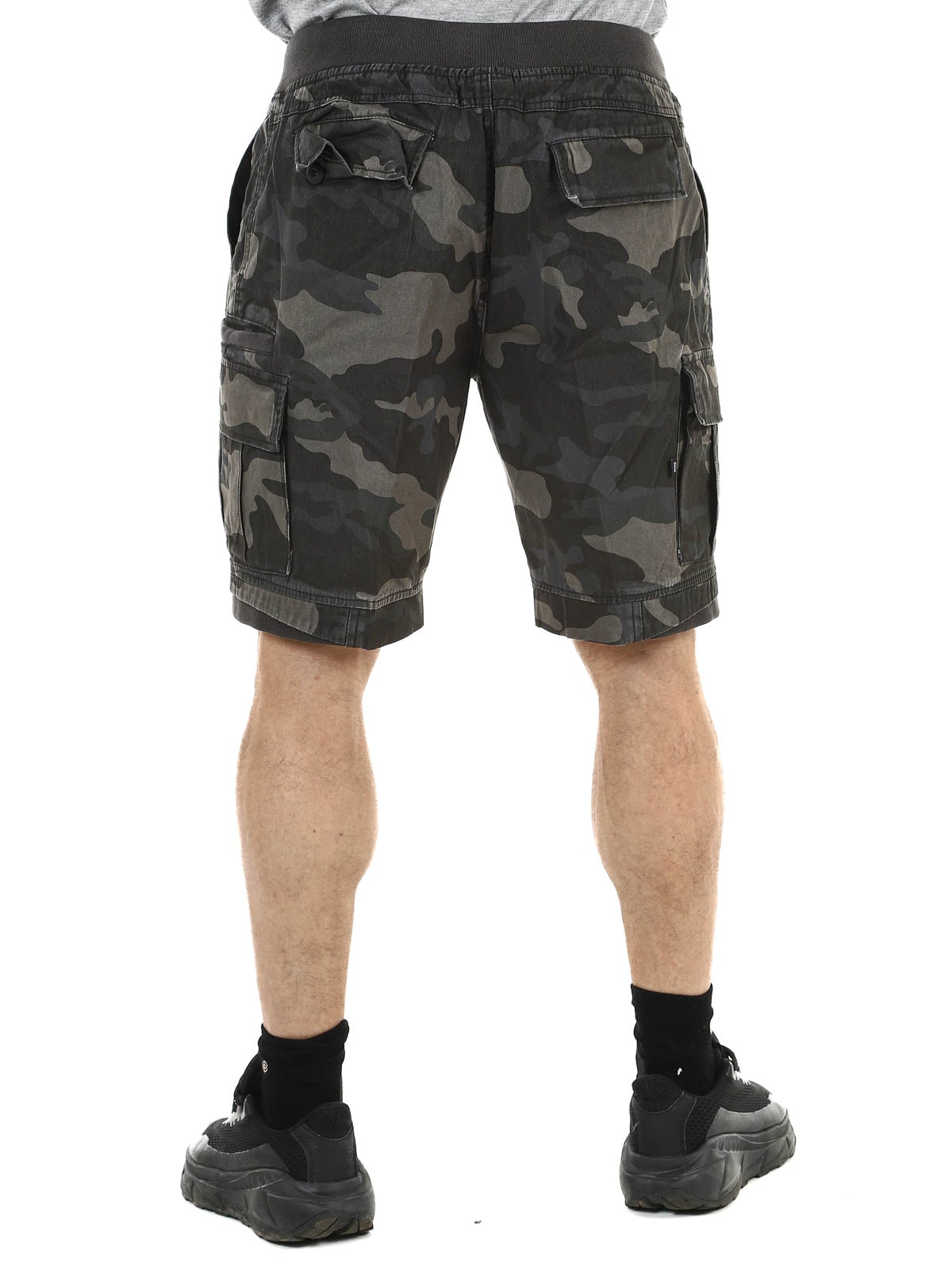 Brandit Packham Vintage Shorts - Dark Camo 2023-4_5.jpg