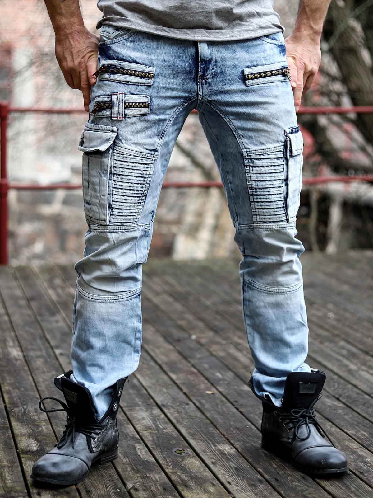 LOCARNO CIPO  BAXX JEANS - Light blue_1.jpg