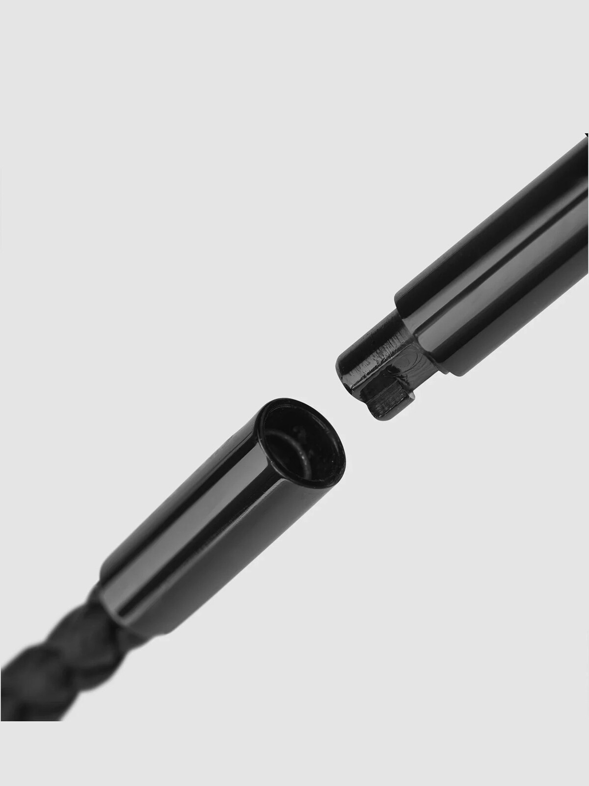 N016-black 4.jpg
