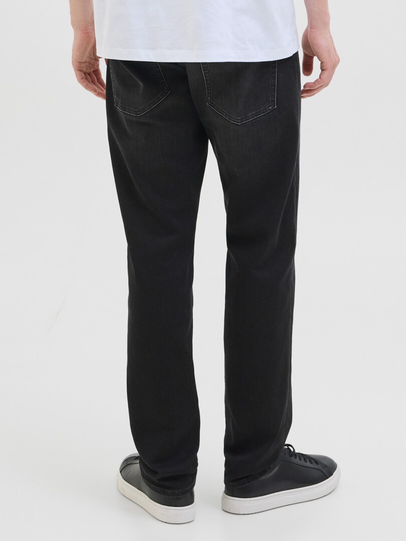 Rebel Adam Tapered Jeans Black_1.jpg