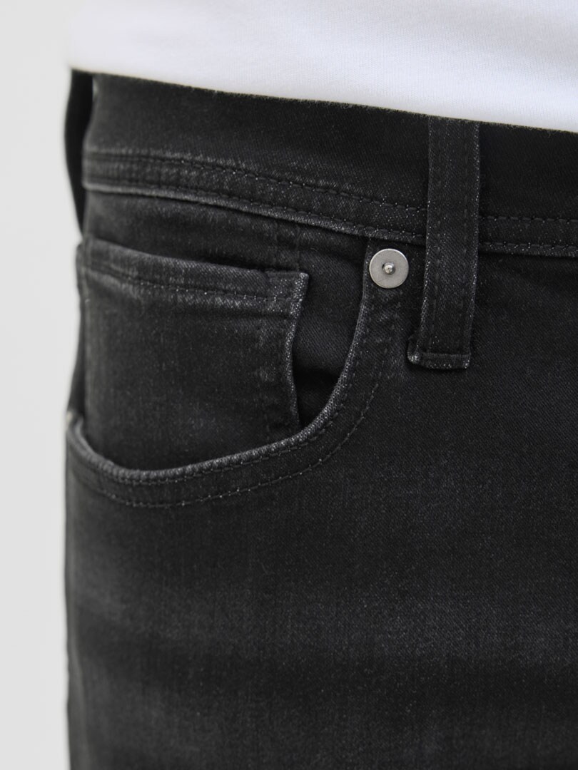 Rebel Adam Tapered Jeans Black_5.jpg