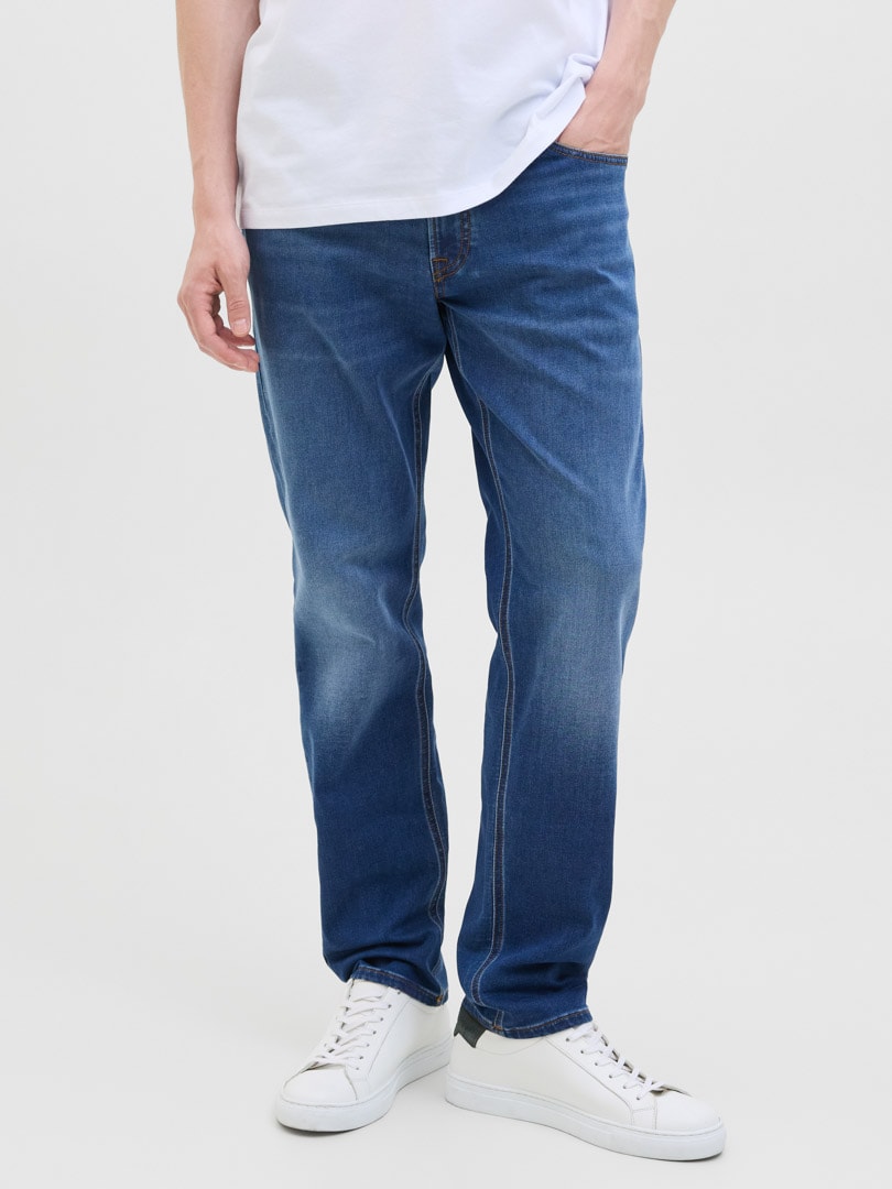 Rebel Adam Tapered Jeans Blue_4.jpg