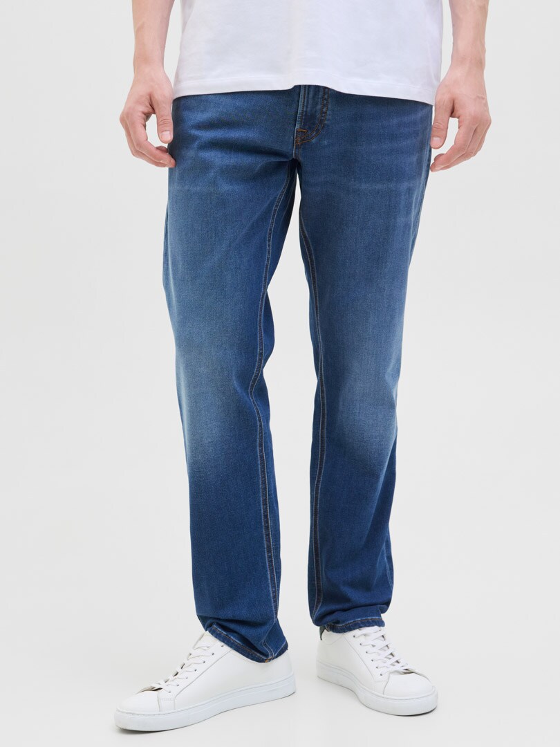 Rebel Adam Tapered Jeans Blue_8.jpg