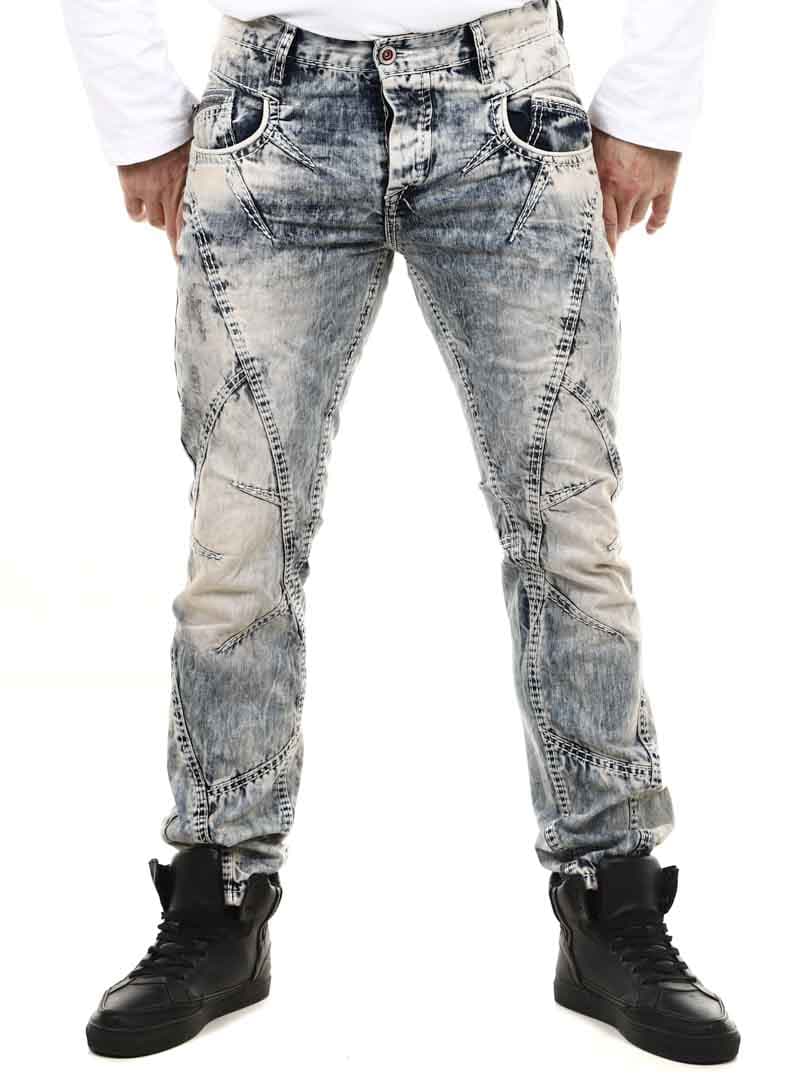 Ripped_Ergon_CipoBaxx_Jeans1.jpg