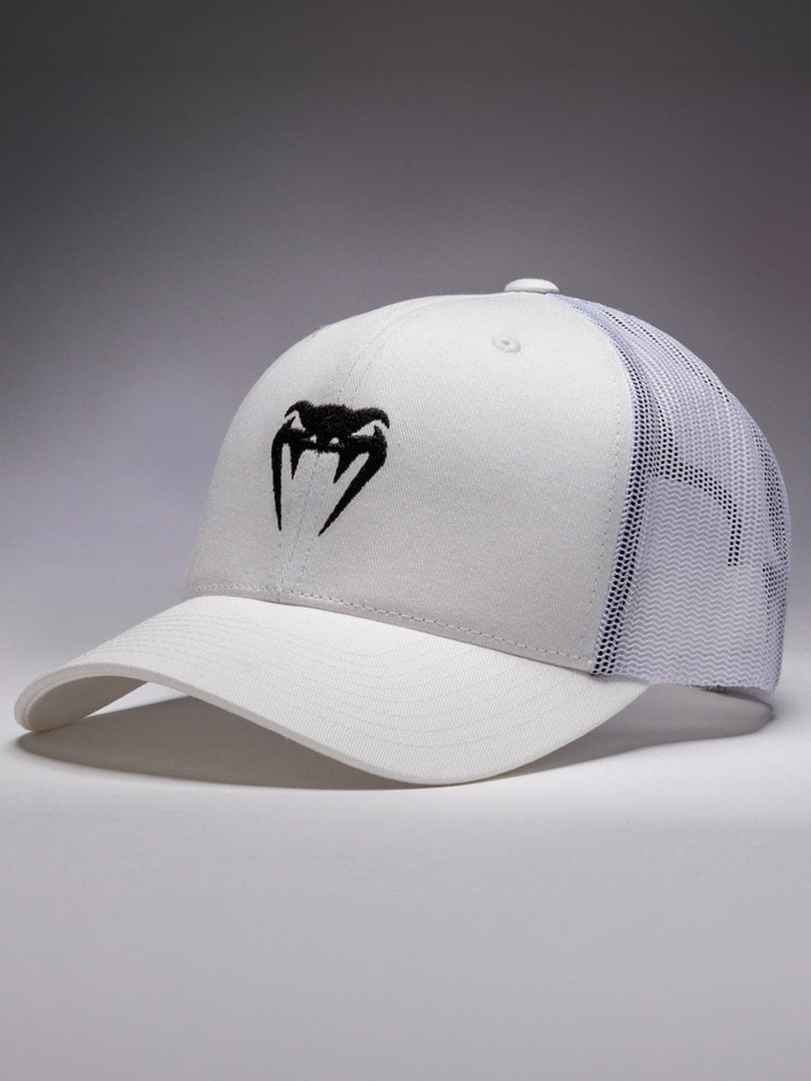 Venum-Trucker-Cap-Snow-White-01 main.jpg