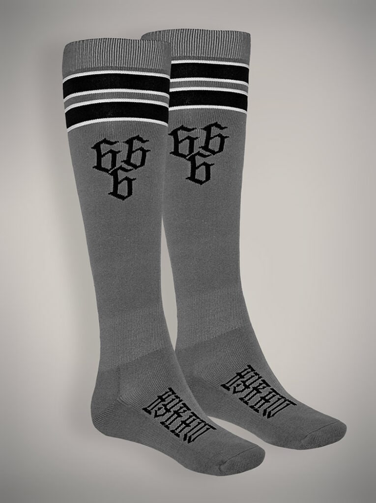 hyraw 666 knee socks 1.jpg